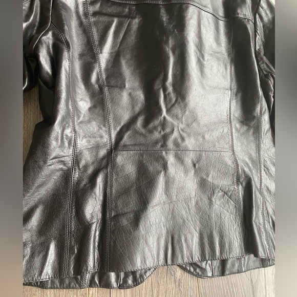 Wilson’s Leather Maxima black genuine leather button up jacket - Picture 9 of 16